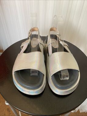 Jil Sander Iridescent Silver Leather Womens Platform Sandals Buckle Size 7 USA